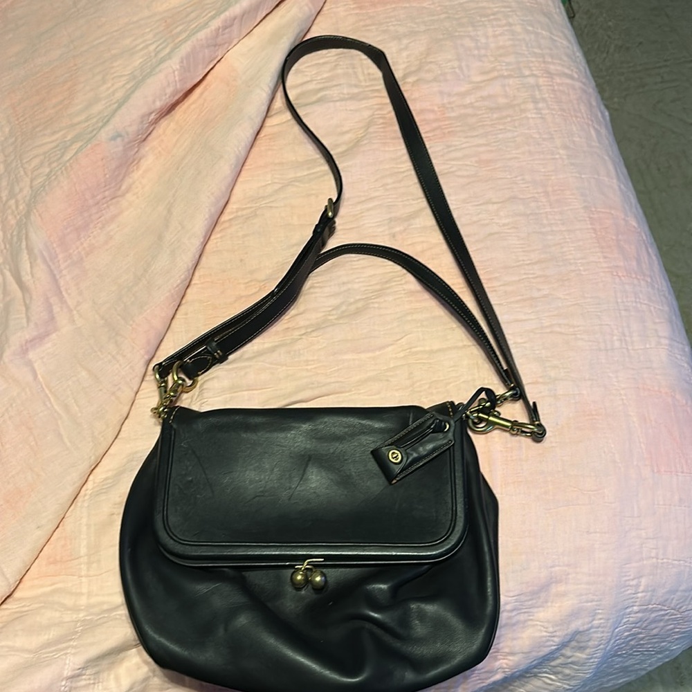 Vintage Coach Kisslock Crossbody Saddle Bucket Bag - Picture 3 of 15